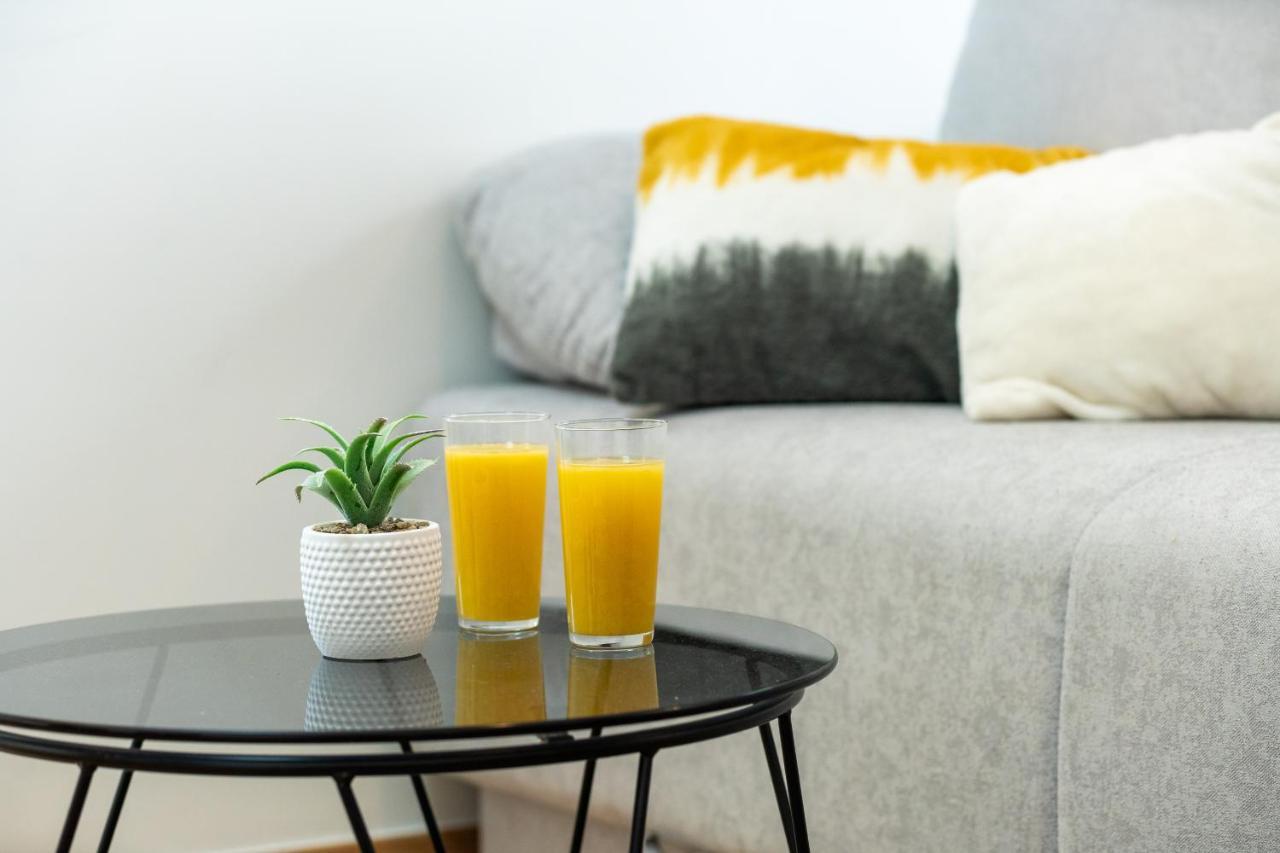 Apartment Roni + Besplatan Parking Zadar Zewnętrze zdjęcie